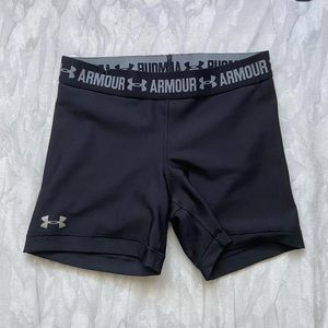 under armour spandex shorts